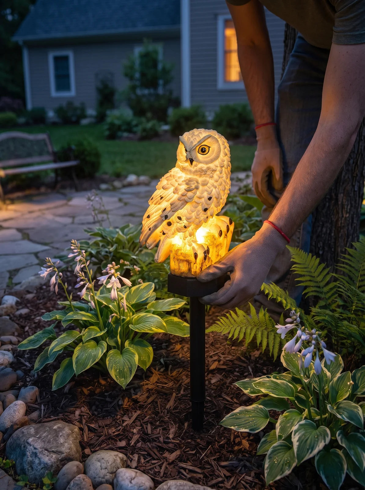 Solar Owl Garden Pathway Light - iwt3_image