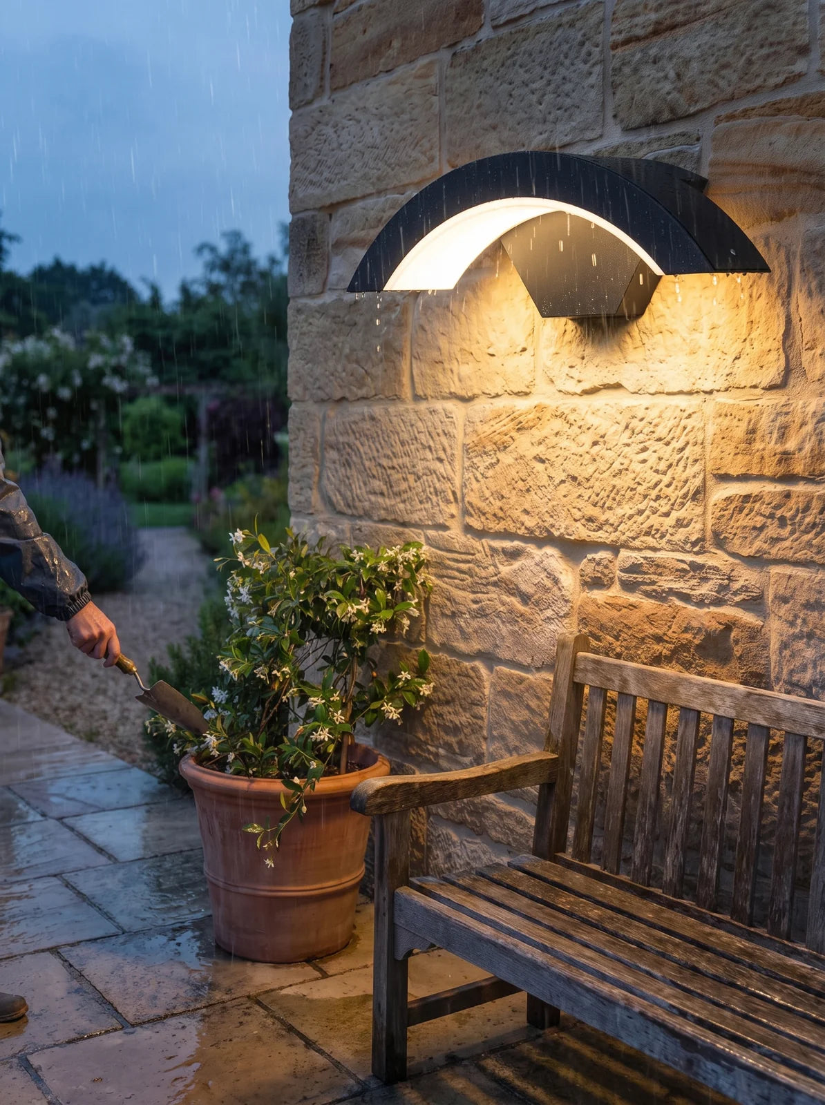Modern Outdoor Wall Light - iwt2_image
