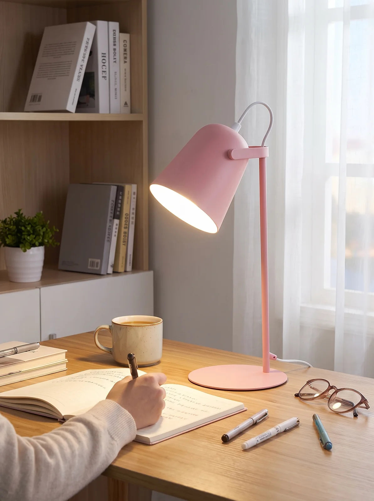 Nordic Metal LED Desk Lamp - iwt3_image