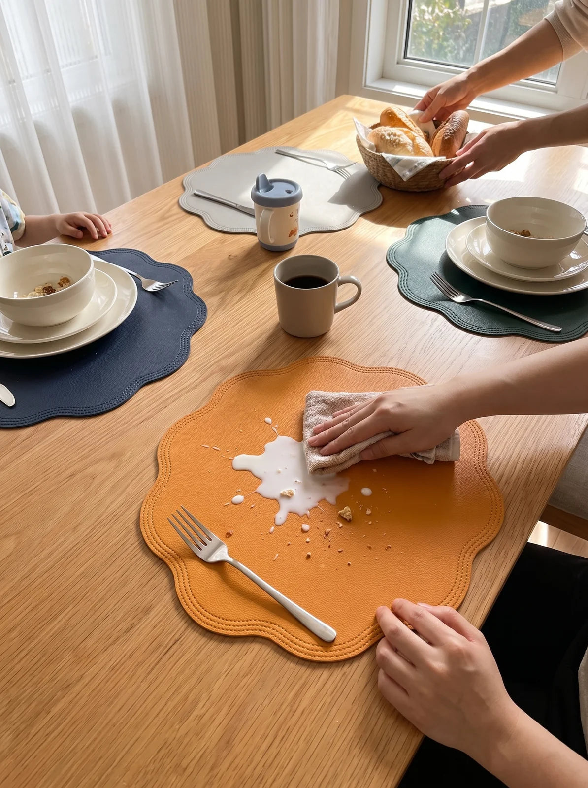 FloraMat Round Faux Leather Placemats - iwt2_image