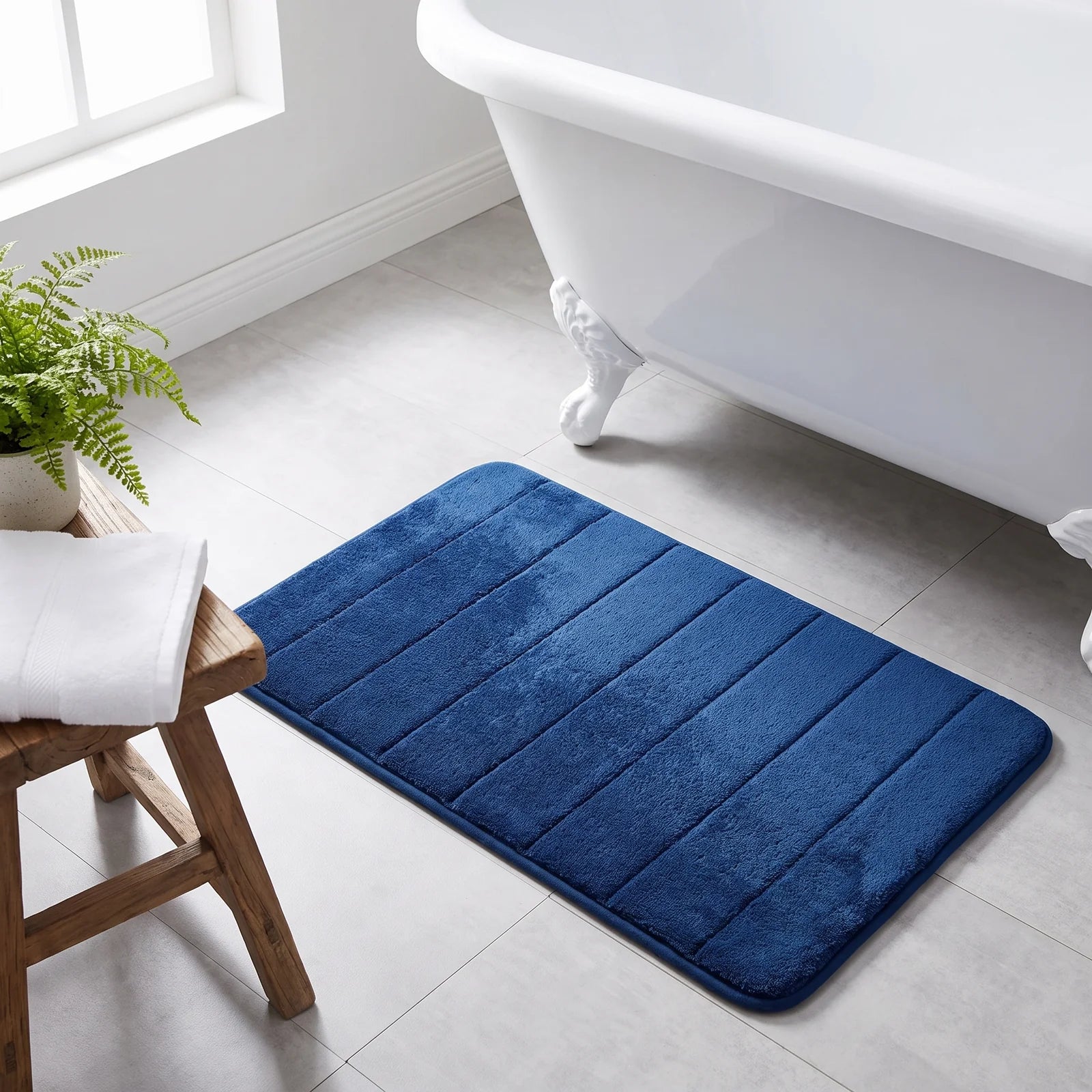 UltraSoft Absorbent Bath Mat | Anti-Slip & Fast-Dry Design