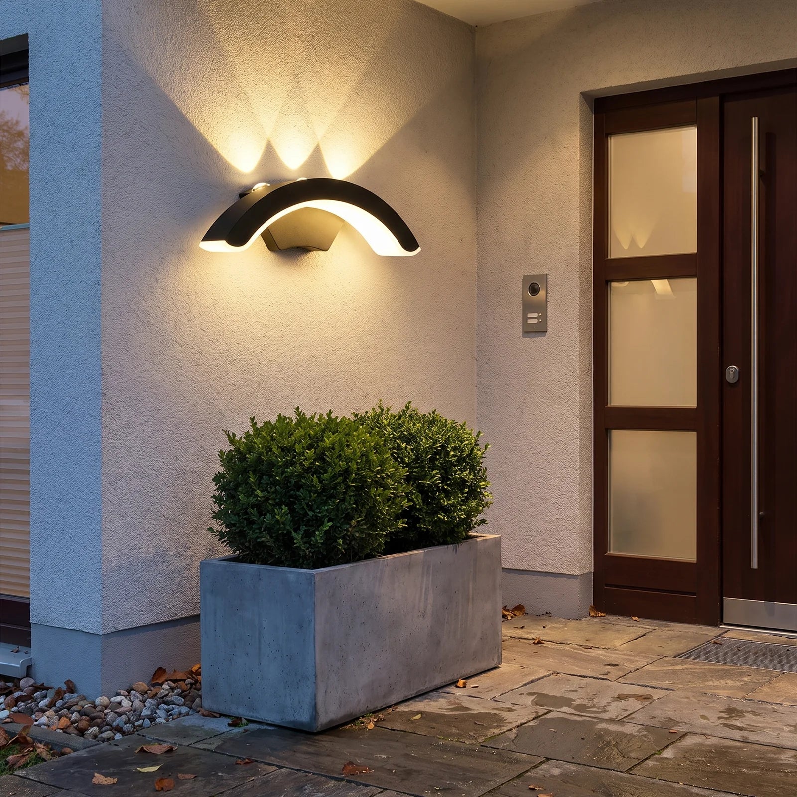 StormLite Outdoor Wall Light