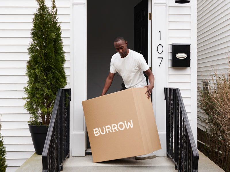 serif-shipping-lifestyle